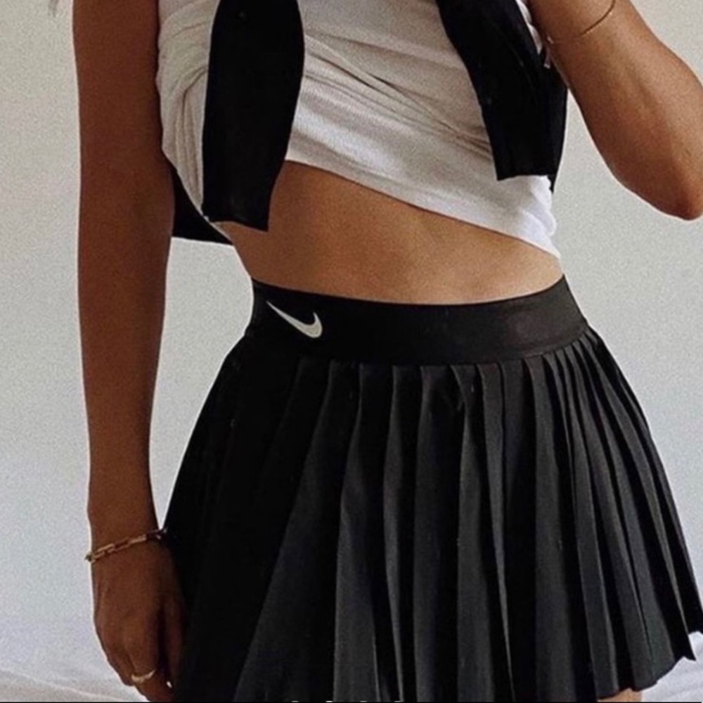Nike tennis court skirt